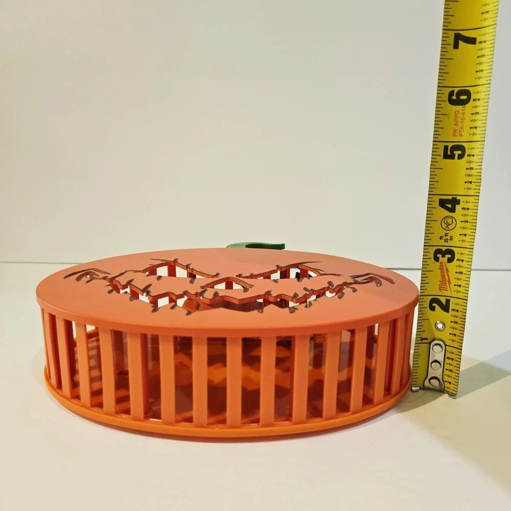 Halloween Radiant Shadows Creepy Pumpkin Jack O Lantern LED Light Ashland